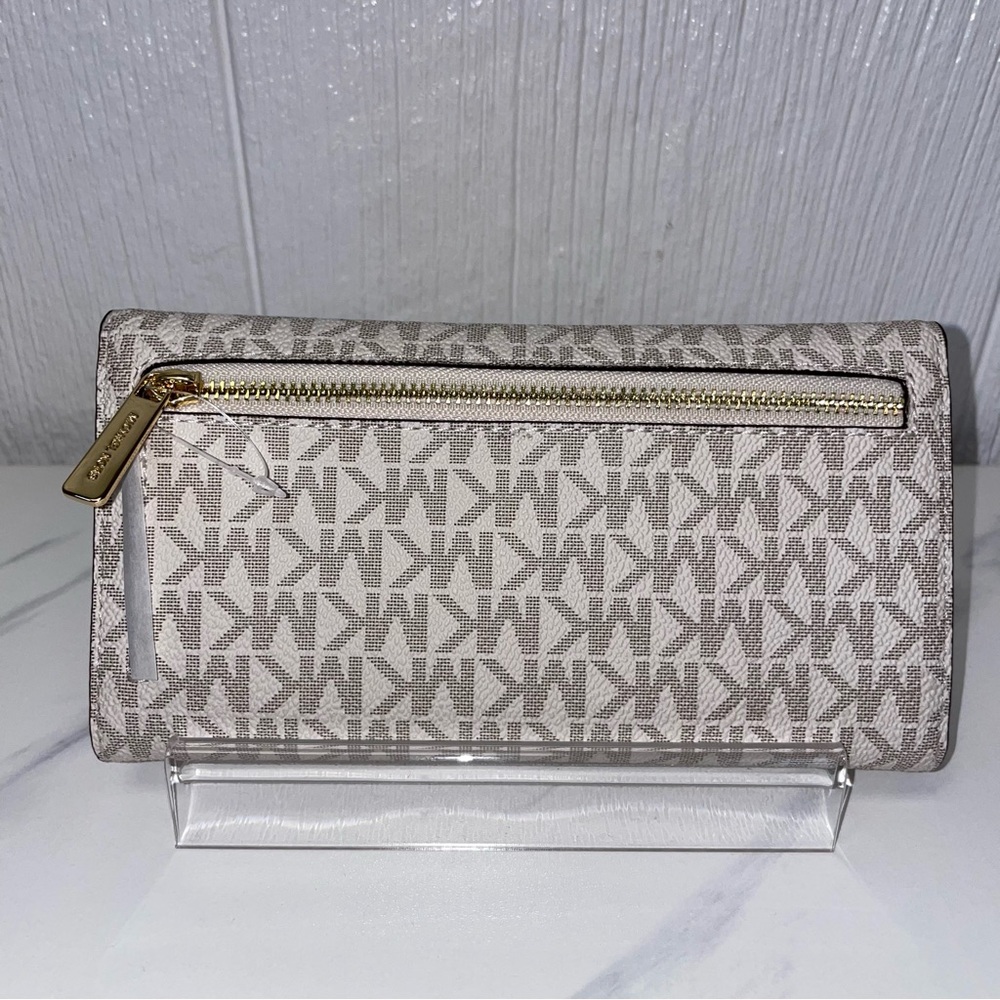 Michael Kors Gray Wallet Sleek Design Compact Size - Picture 7 of 8